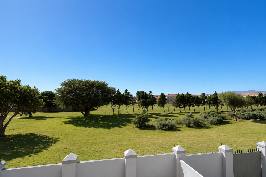 3 Bedroom Property for Sale in Parklands Western Cape
